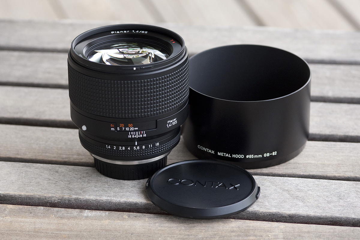 IMAGE: http://www.bertuccelli.com/N85-r.jpg