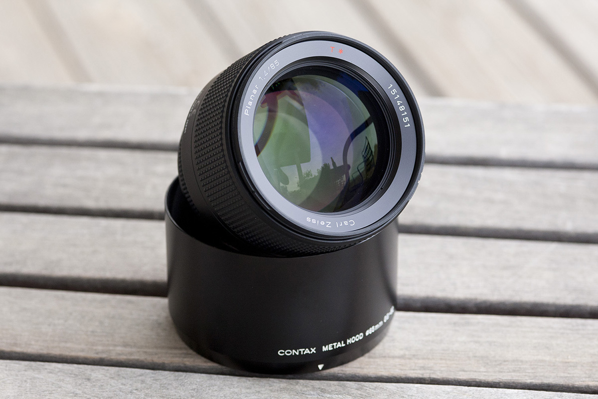 IMAGE: http://www.bertuccelli.com/N85fr-r.jpg